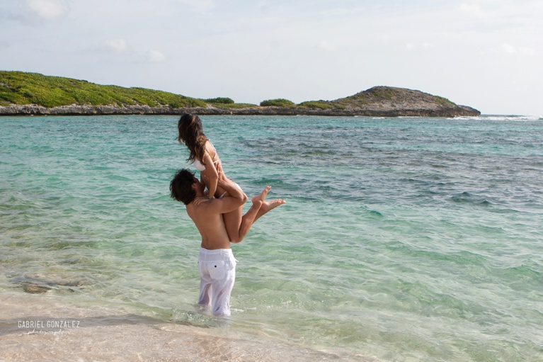 Icacos island Puerto Rico Engagement Session by Gabriel Gonzalez Photographer